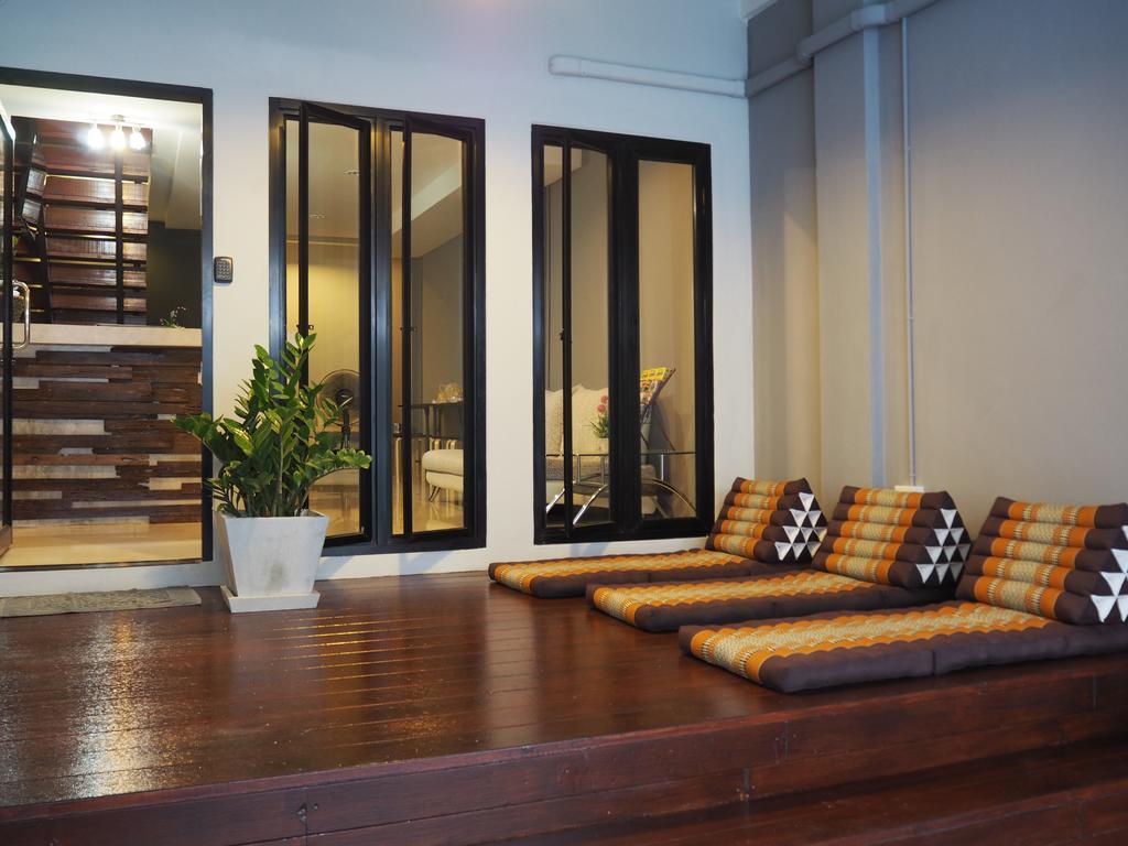 Eden Walking Street Hostel Chiang Mai Dış mekan fotoğraf
