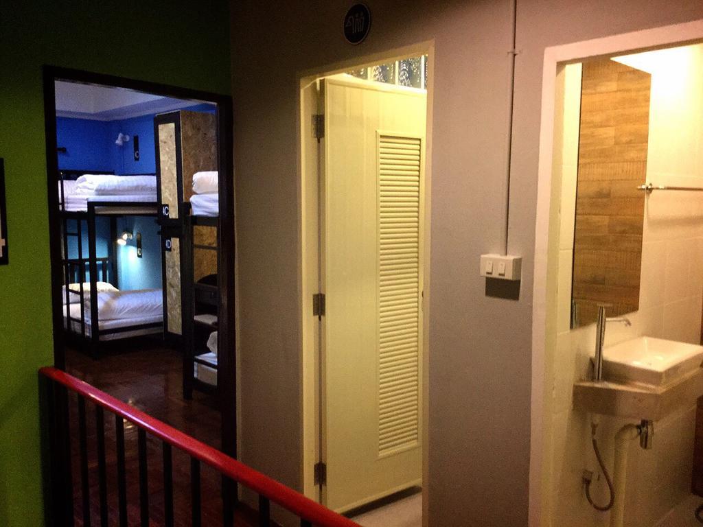 Eden Walking Street Hostel Chiang Mai Dış mekan fotoğraf