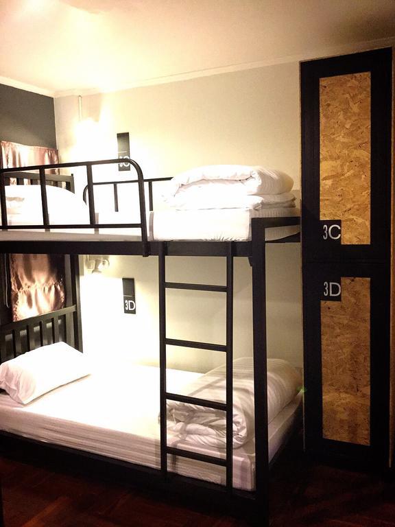Eden Walking Street Hostel Chiang Mai Oda fotoğraf