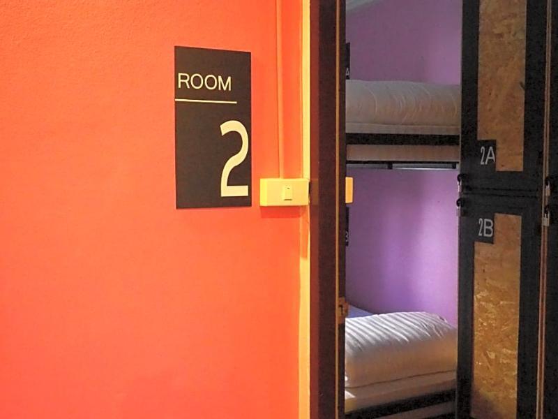 Eden Walking Street Hostel Chiang Mai Dış mekan fotoğraf