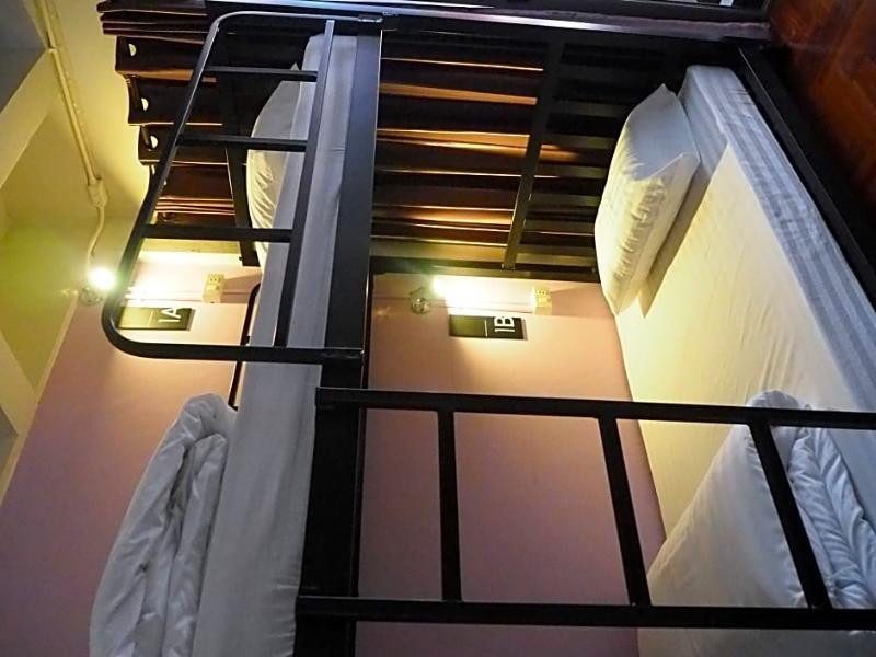 Eden Walking Street Hostel Chiang Mai Dış mekan fotoğraf