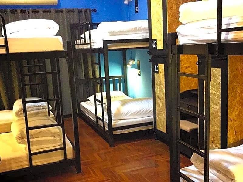 Eden Walking Street Hostel Chiang Mai Dış mekan fotoğraf