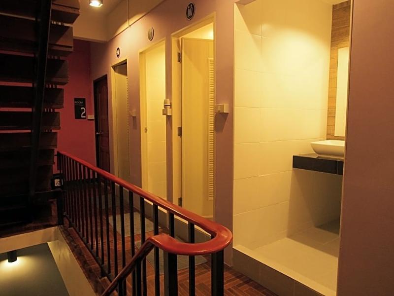 Eden Walking Street Hostel Chiang Mai Dış mekan fotoğraf